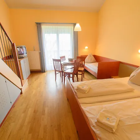 Jufa Vulkanland 3* Gnas