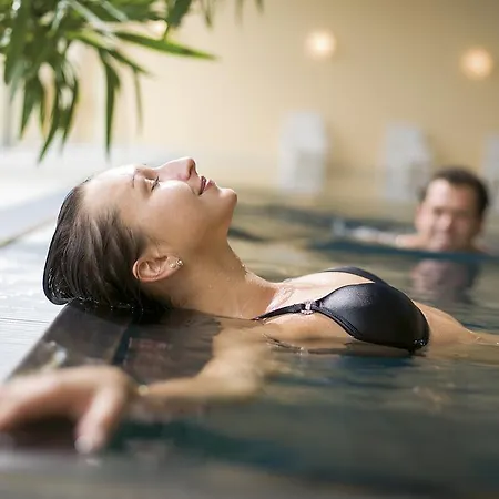 Отель Jufa Vulkanland 3*