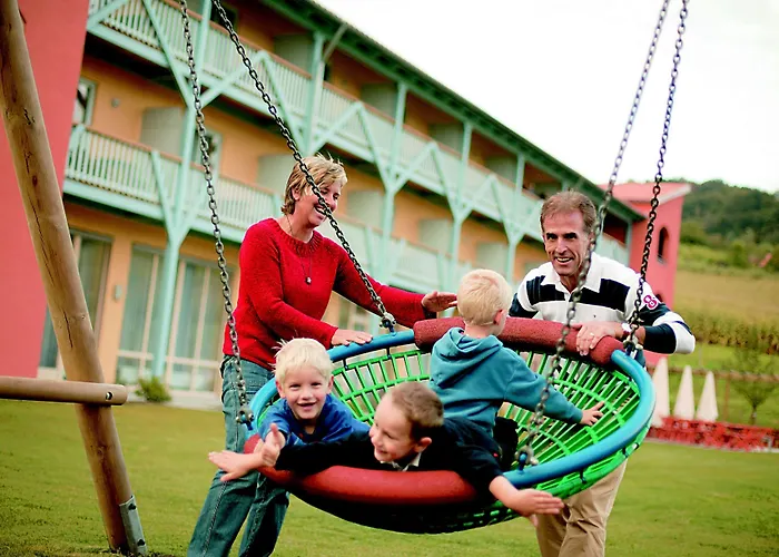 Hotel Jufa Vulkanland 3*